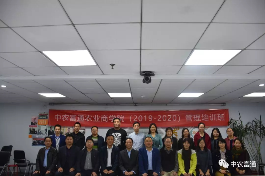 1571796747228369.jpg 640.webp (3).jpg