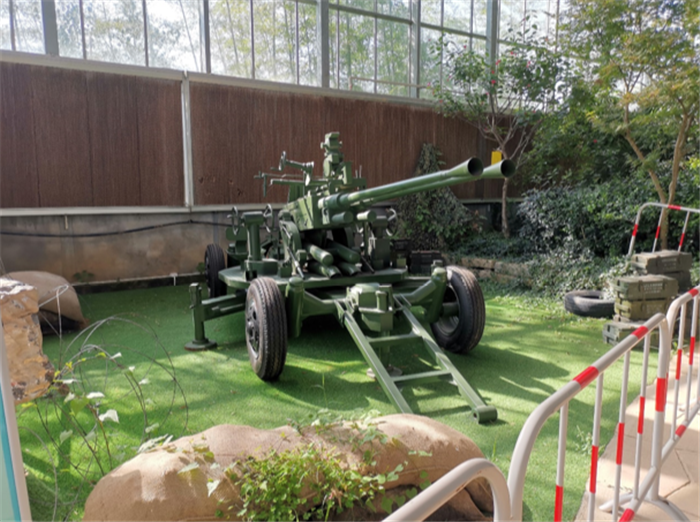 9月3日,中農(nóng)富通調(diào)研組兵分兩路對(duì)南京高淳區(qū)武家嘴現(xiàn)代農(nóng)業(yè)產(chǎn)業(yè)示范園區(qū)和棲霞區(qū)龍?zhí)冬F(xiàn)代農(nóng)業(yè)產(chǎn)業(yè)示范園區(qū)的調(diào)研工作。(圖16) 9月3日,中農(nóng)富通調(diào)研組兵分兩路對(duì)南京高淳區(qū)武家嘴現(xiàn)代農(nóng)業(yè)產(chǎn)業(yè)示范園區(qū)和棲霞區(qū)龍?zhí)冬F(xiàn)代農(nóng)業(yè)產(chǎn)業(yè)示范園區(qū)的調(diào)研工作。(圖16)