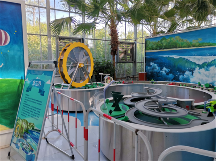 9月3日,中農(nóng)富通調(diào)研組兵分兩路對(duì)南京高淳區(qū)武家嘴現(xiàn)代農(nóng)業(yè)產(chǎn)業(yè)示范園區(qū)和棲霞區(qū)龍?zhí)冬F(xiàn)代農(nóng)業(yè)產(chǎn)業(yè)示范園區(qū)的調(diào)研工作。(圖18) 微信圖片_20200908160208.png